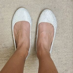 Bedazzled flats